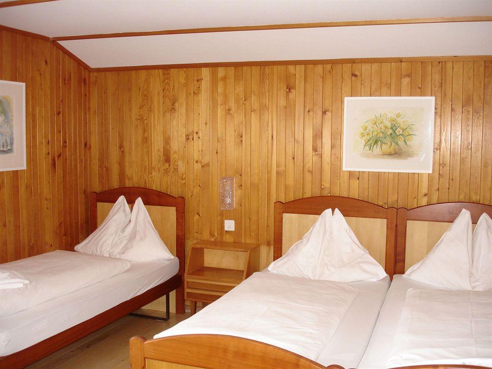 Gasthaus Paxmontana Sachseln Ruang foto