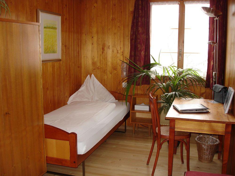 Gasthaus Paxmontana Sachseln Ruang foto