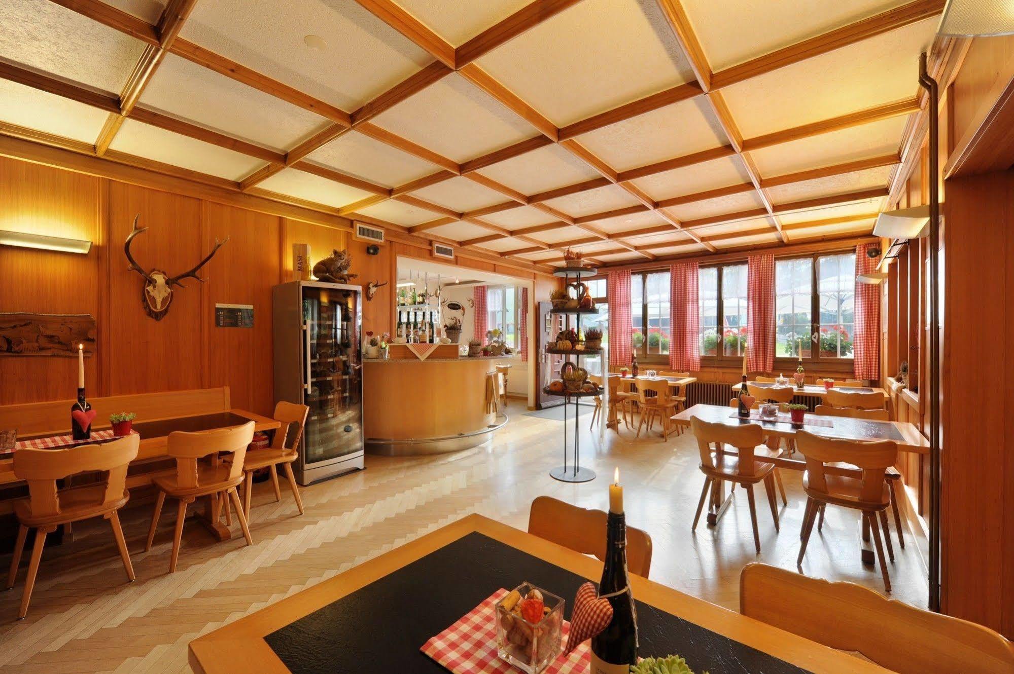 Gasthaus Paxmontana Sachseln Bagian luar foto