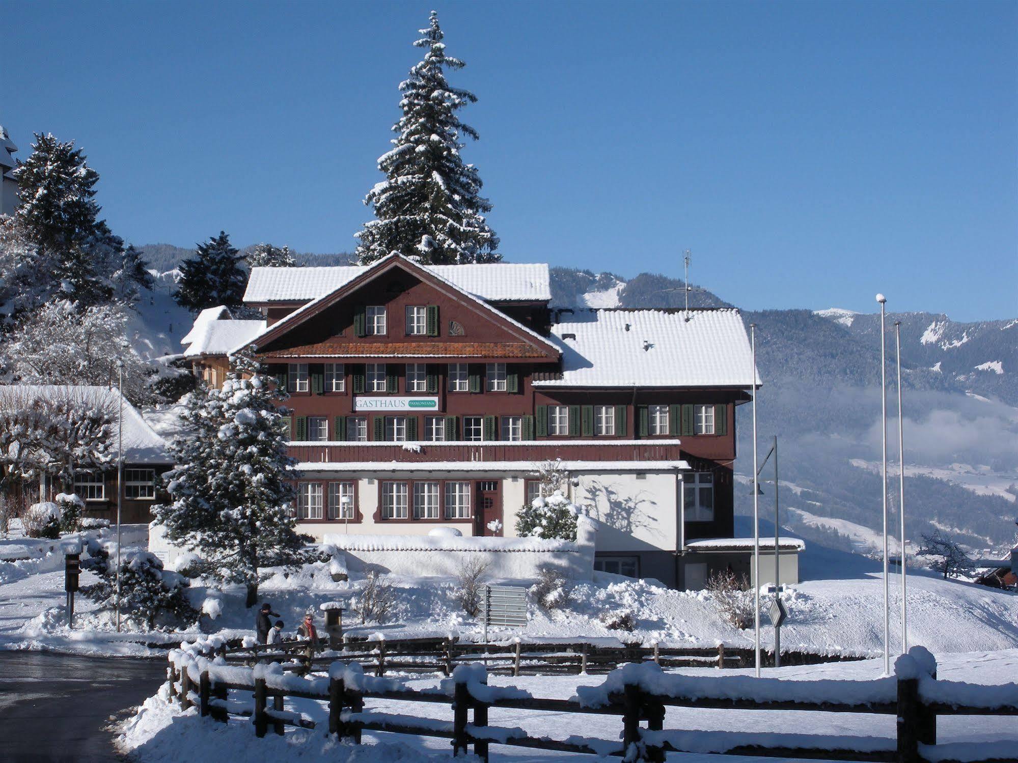 Gasthaus Paxmontana Sachseln Bagian luar foto