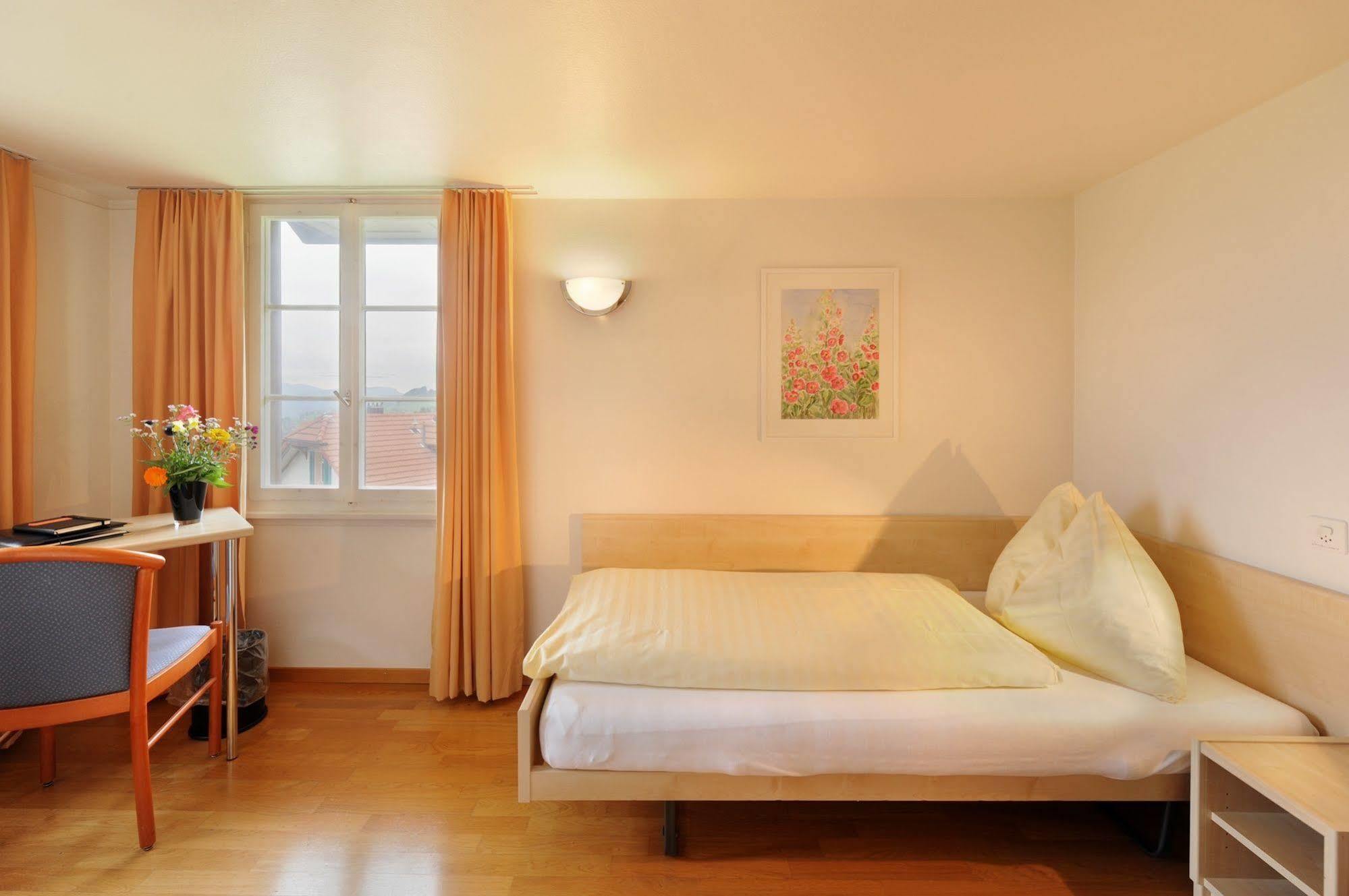Gasthaus Paxmontana Sachseln Bagian luar foto